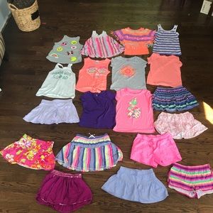 A bundle of size 10 10-12 and 12